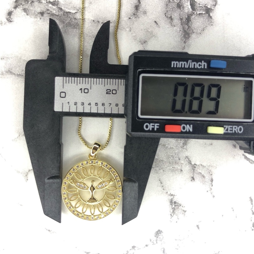 💕14K Gold Pendant Necklace with Peace Dove Design - Picture 4 of 6